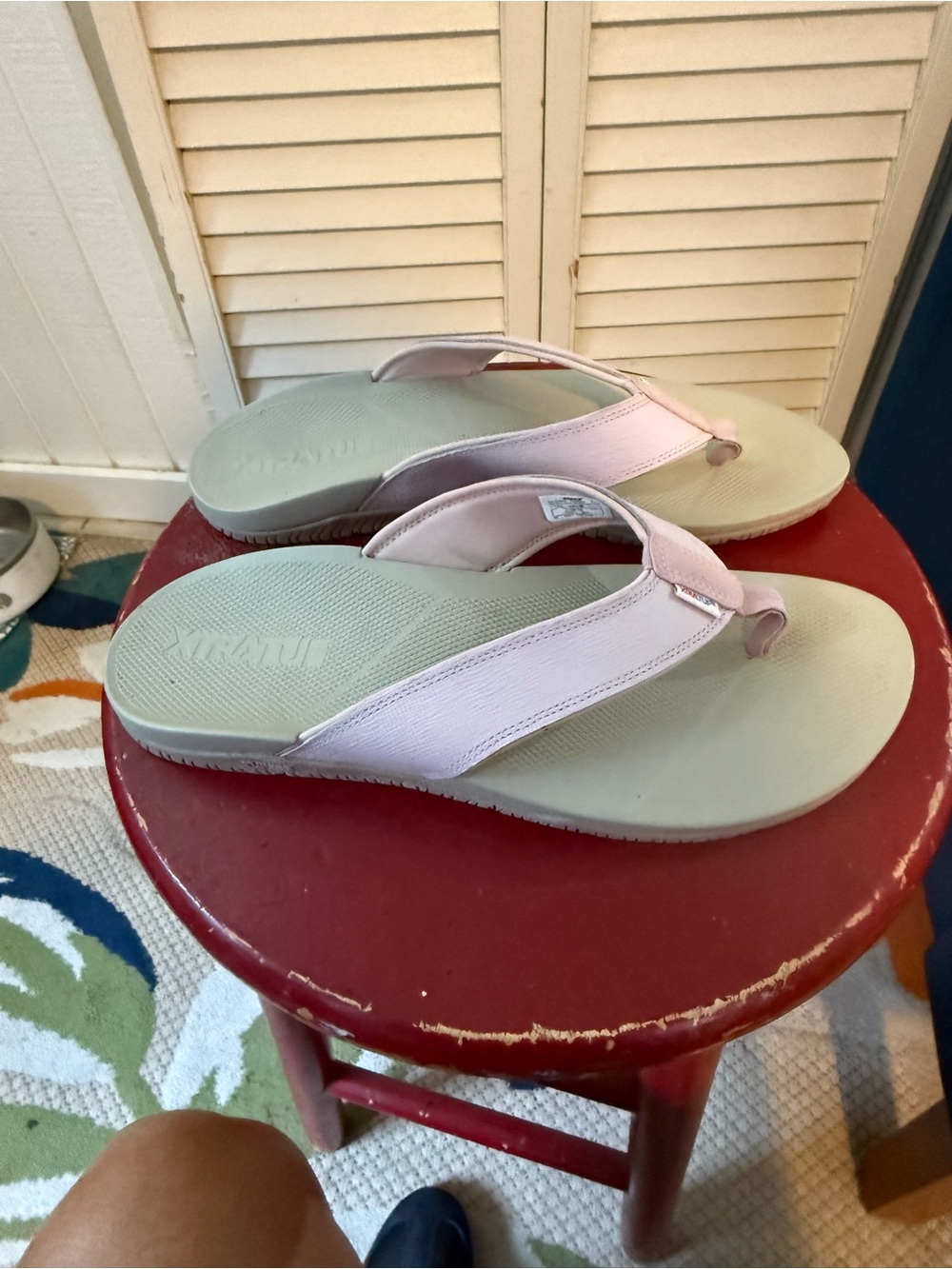 Casual Women's Light Pink Thong Sandals